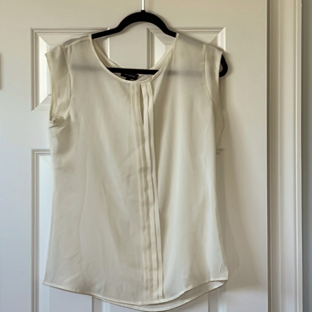 Sleeveless Blouse